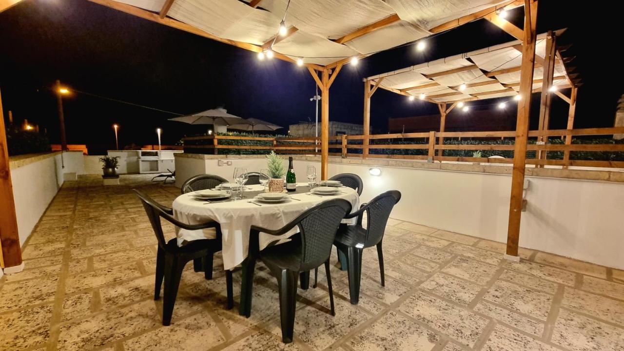 Ferienwohnung La Terrazza Dei Nonni Torre Specchia Ruggeri Exterior foto